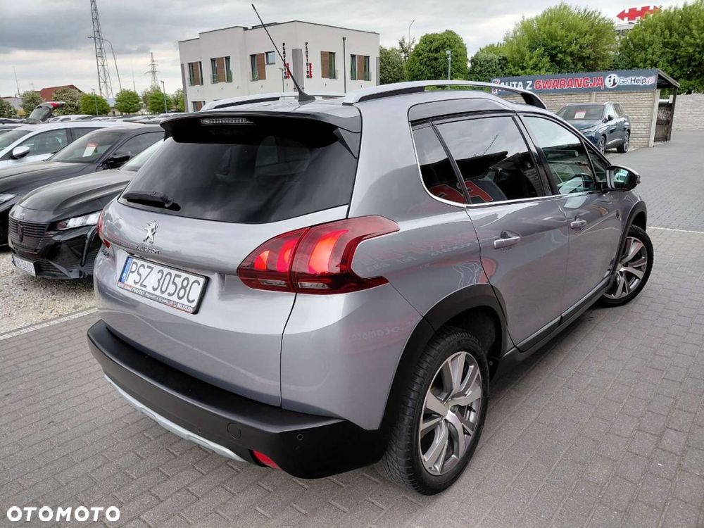 Peugeot 2008 - 8