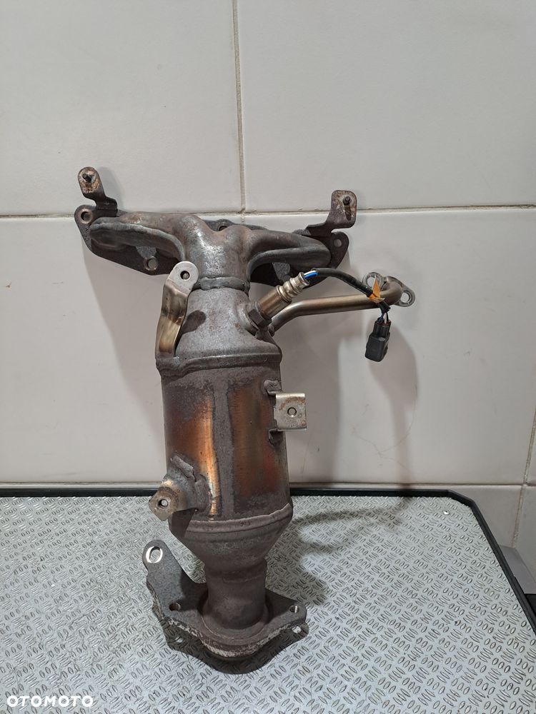 katalizator Toyota Yaris II 1.33 VVT-i 2011 z silnika 1NR 47040 - 1