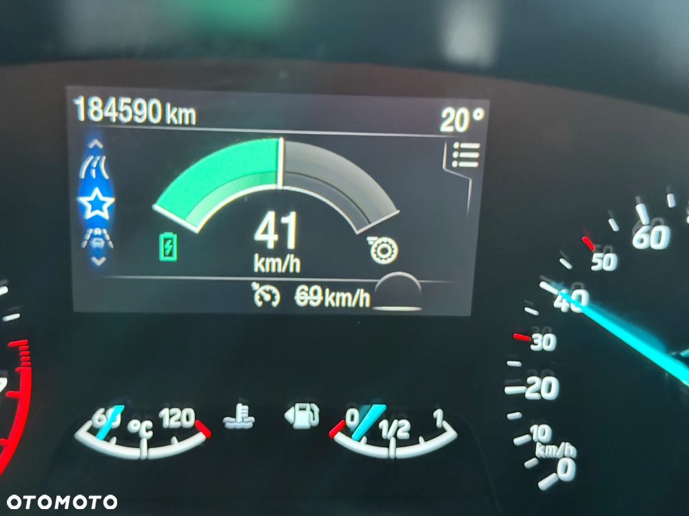 Ford Focus 1.0 EcoBoost Hybrid COOL&CONNECT DESIGN - 14
