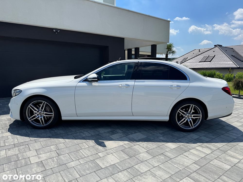 Mercedes-Benz Klasa E 200 4-Matic 9G-TRONIC - 5