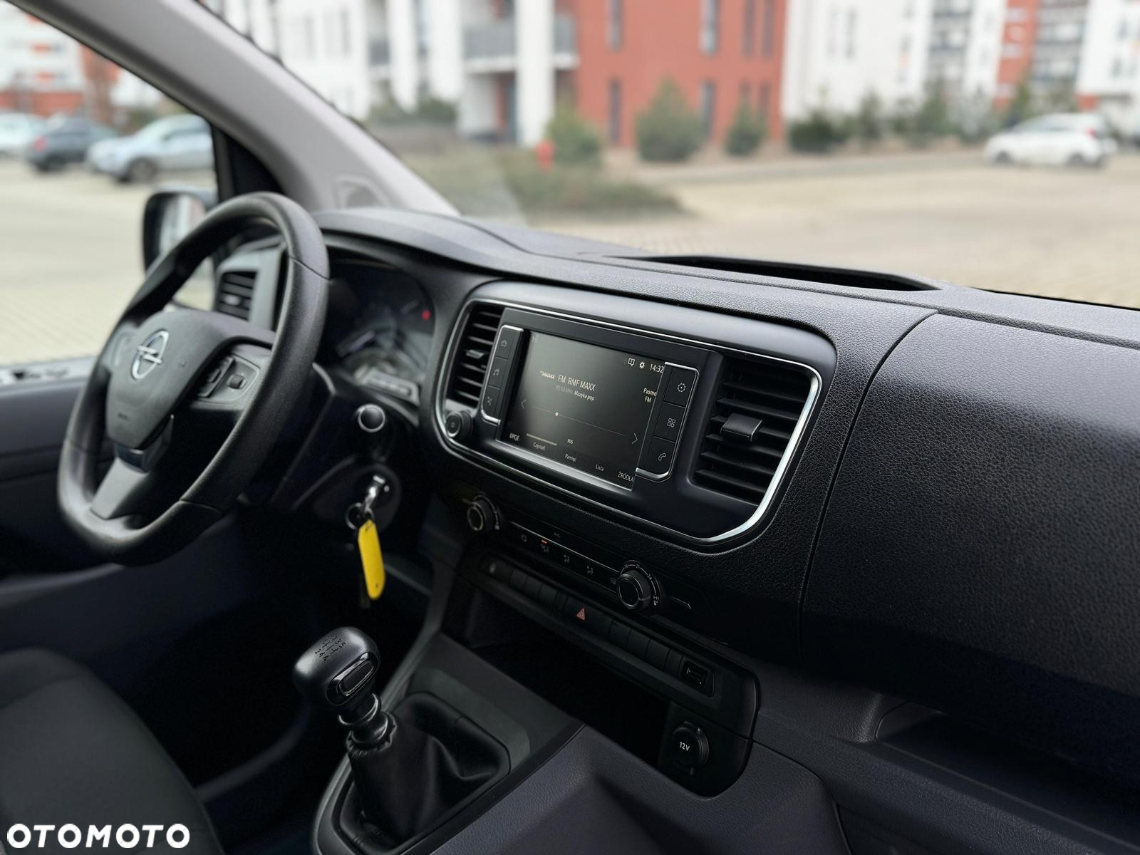 Opel Vivaro - 20