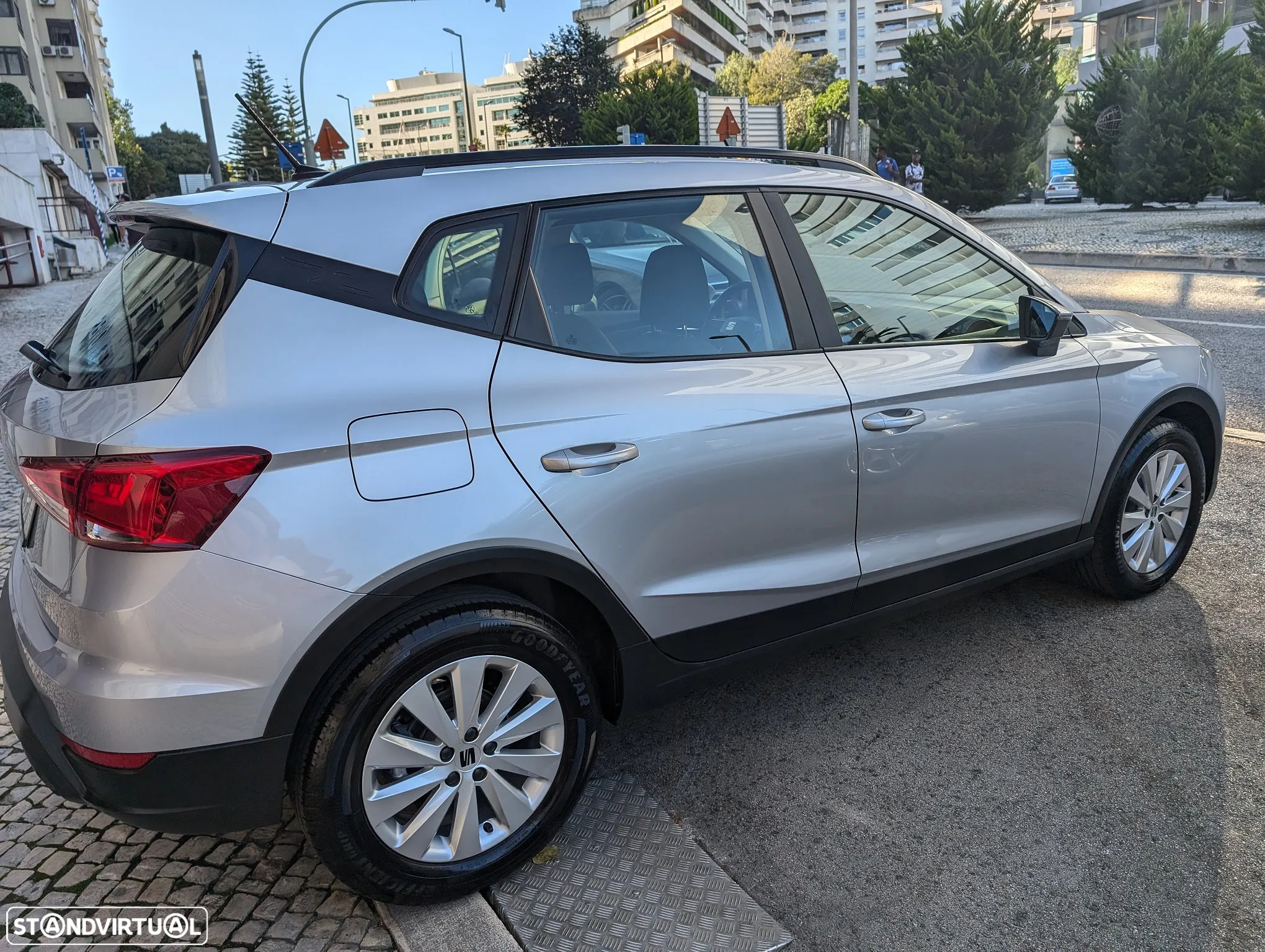 SEAT Arona 1.0 TSI Wave DSG - 8