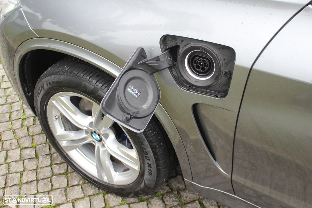 BMW X5 40e xDrive Pack M - 9