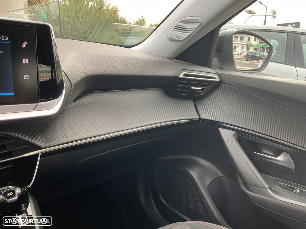 Peugeot 2008 1.2 PureTech Active Pack - 30