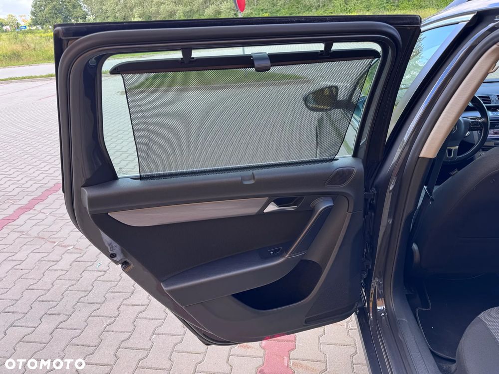 Volkswagen Passat Variant 2.0 TDI Comfortline - 37