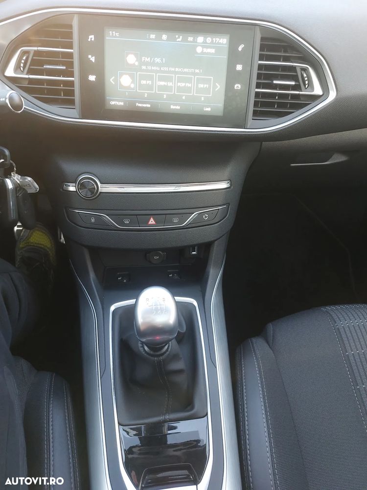 Peugeot 308 BlueHDi 120 Stop & Start Business-Line - 28