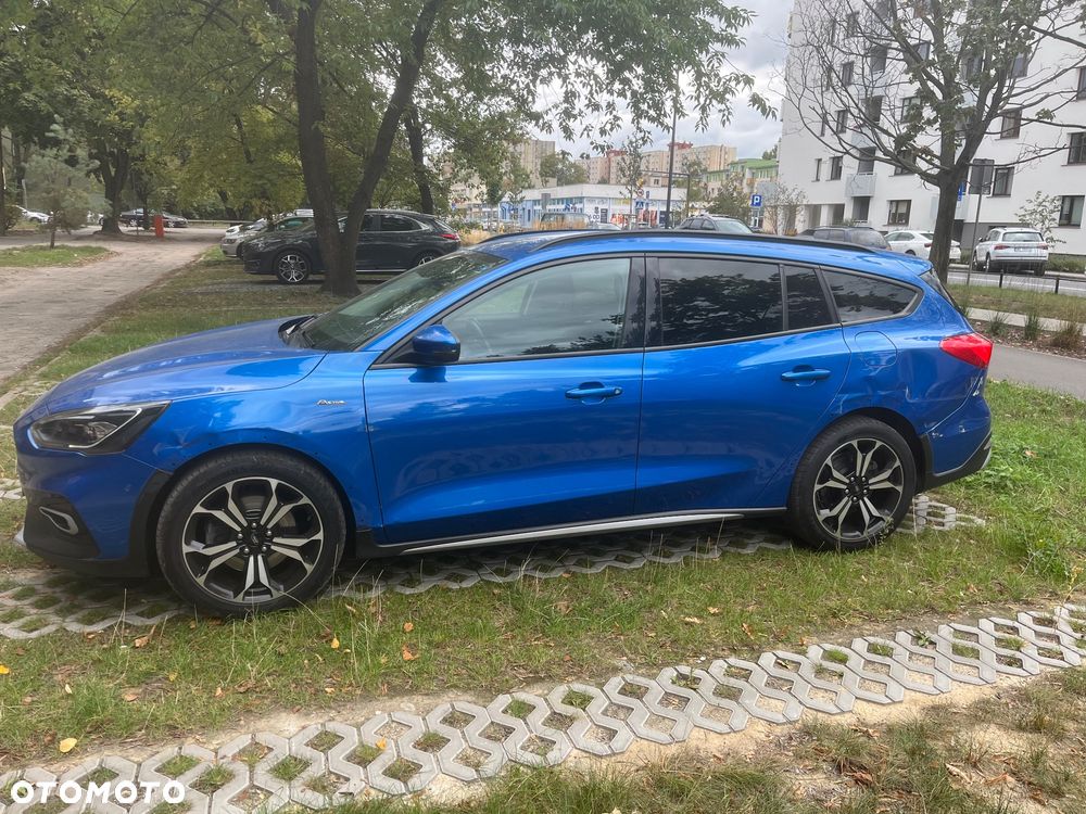 Ford Focus 1.5 EcoBoost Active - 6