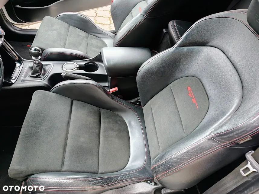 Kia Ceed 1.6 T-GDI GT - 18