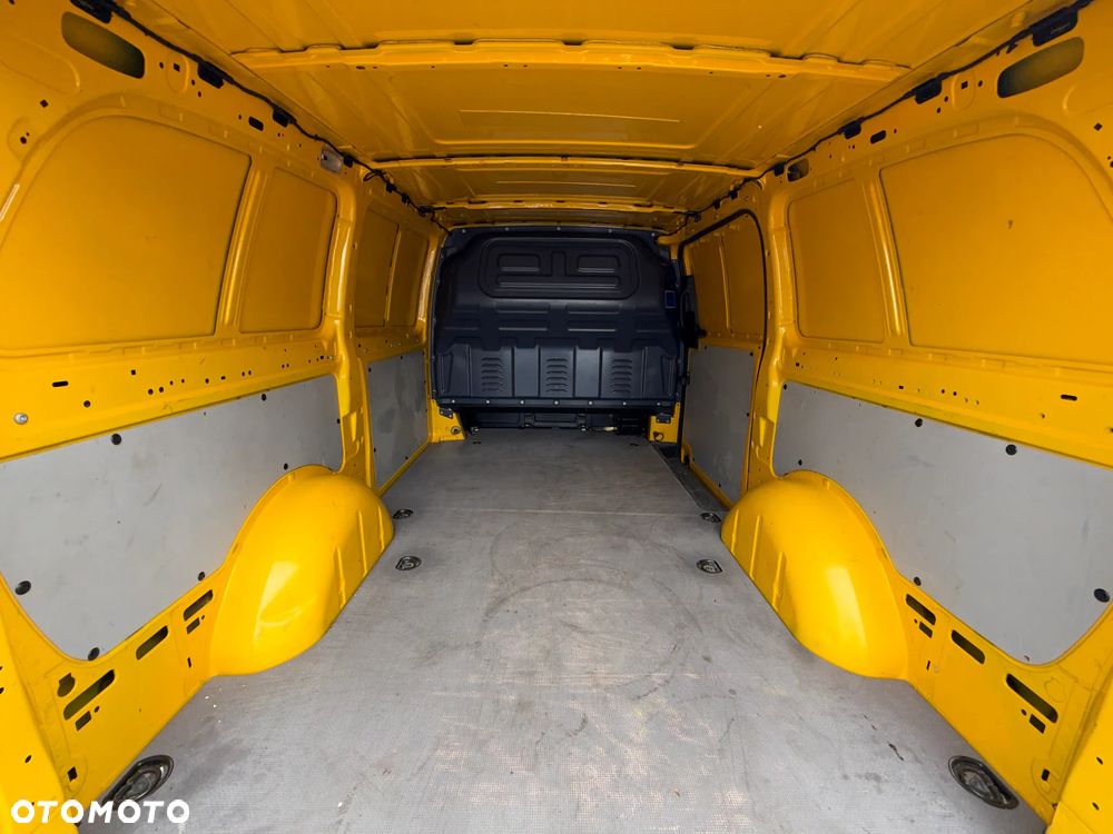 Mercedes-Benz eVITO Long - 18