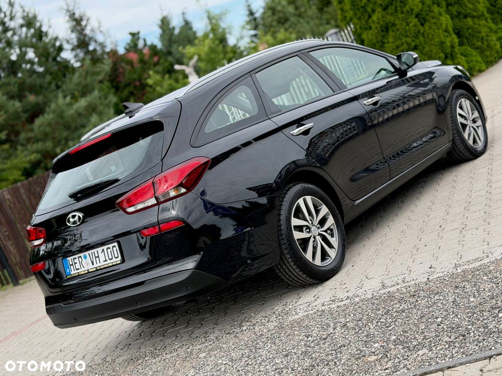 Hyundai i30 1.4 T-GDI DCT Premium - 36