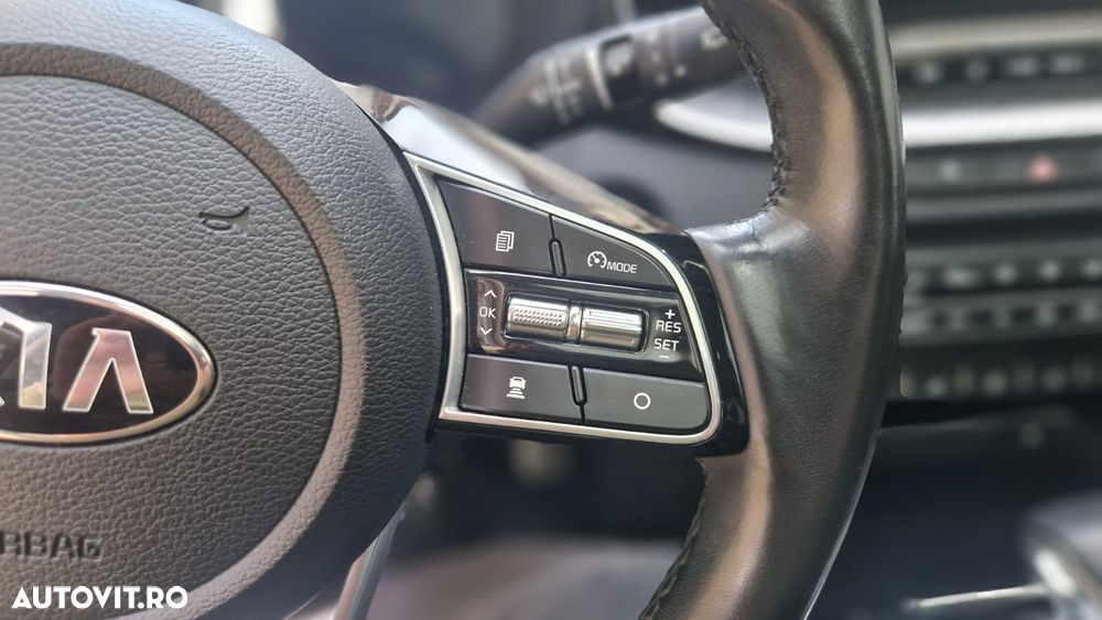 Kia XCeed 1.6 GDI DCT6 OPF Platinum Edition - 11