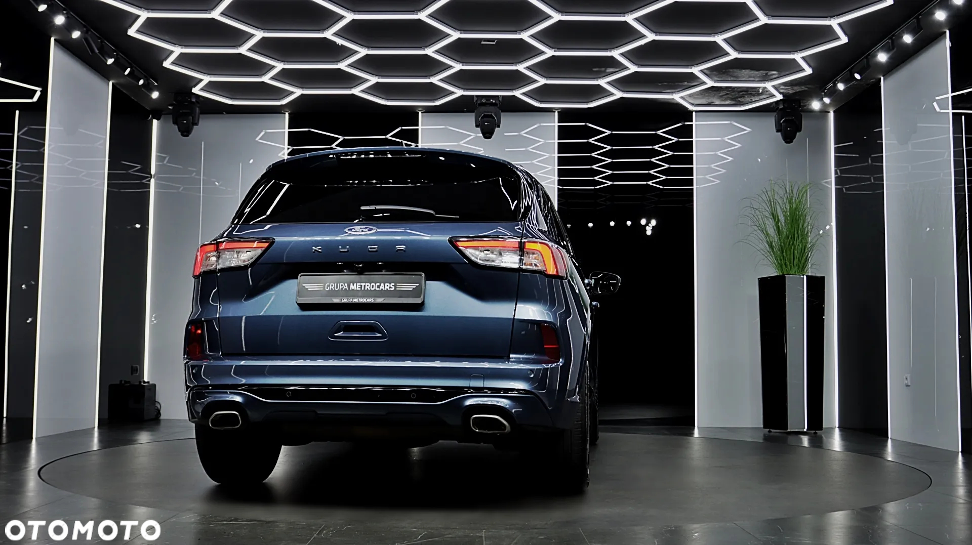 Ford Kuga 1.5 EcoBoost FWD ST-Line - 10