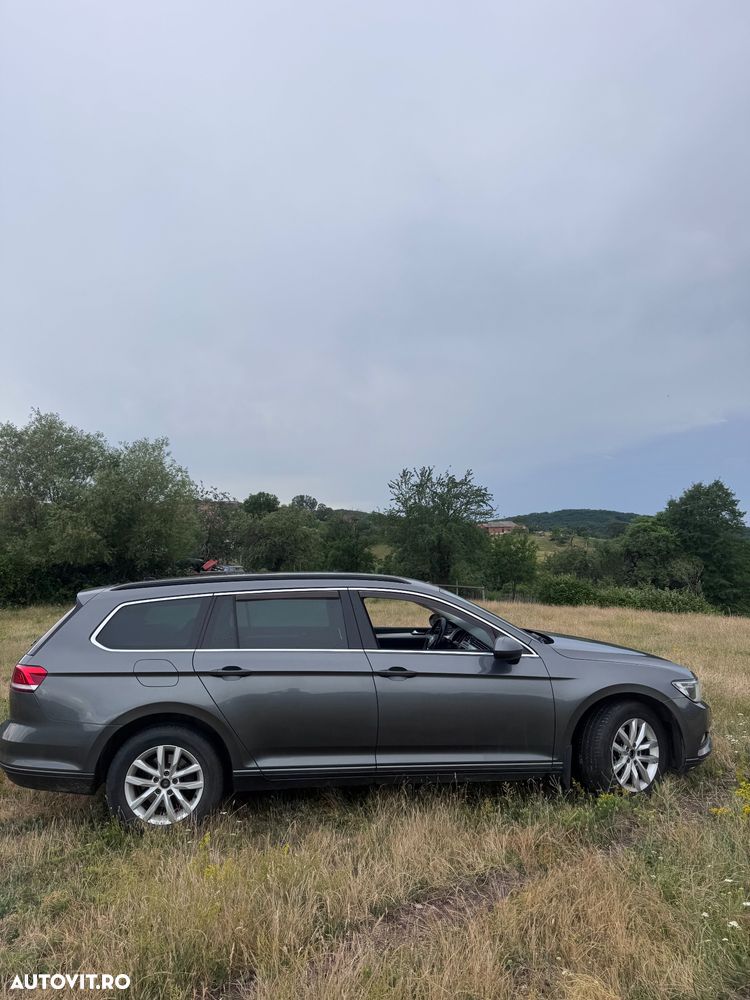 Volkswagen Passat 2.0 TDI DSG Highline - 5