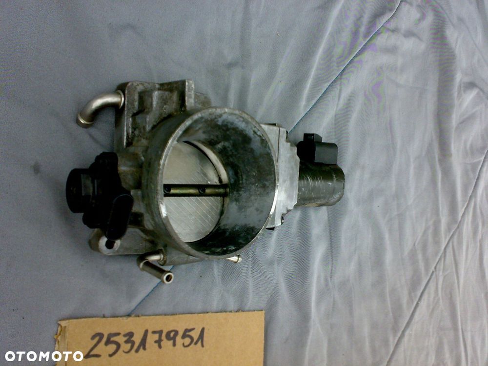 chevrolet corvette c5 97 -04 5.7 v8 przepustnica powietrza 25317951 - 3