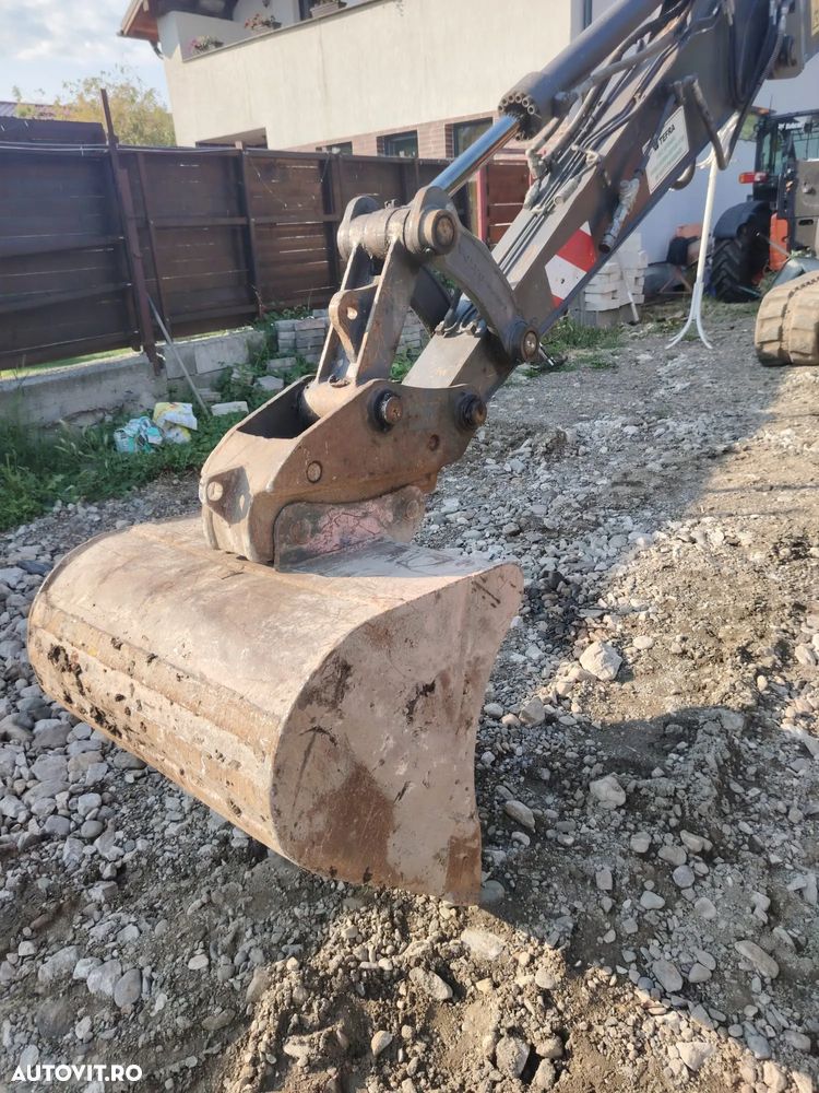 Volvo ECR88 - 18