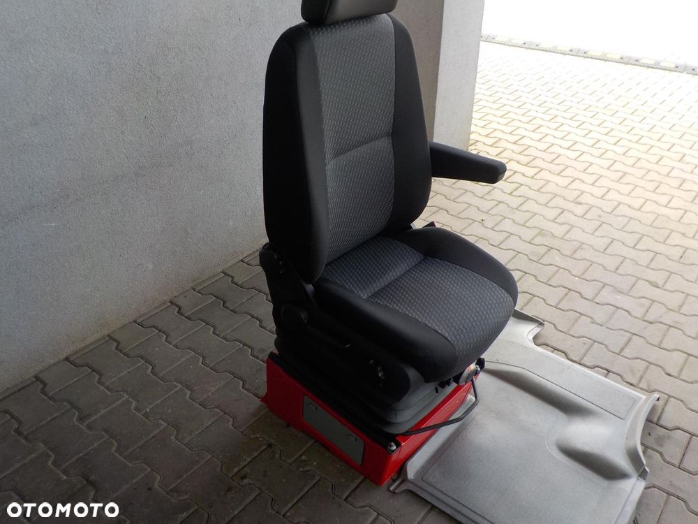 VW CRAFTER SPRINTER 906 FOTEL PRAWY PASAŻERA PNEUMATYCZNY + PODSTAWA - 6