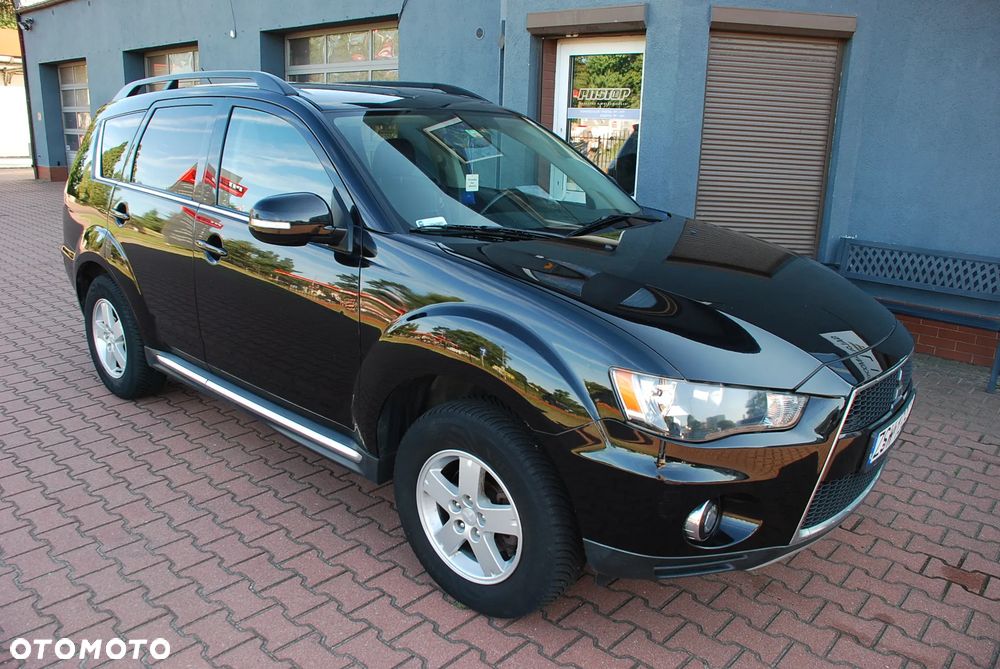 Mitsubishi Outlander 2.0 Intense NAVI 2WD EU5 CVT - 1