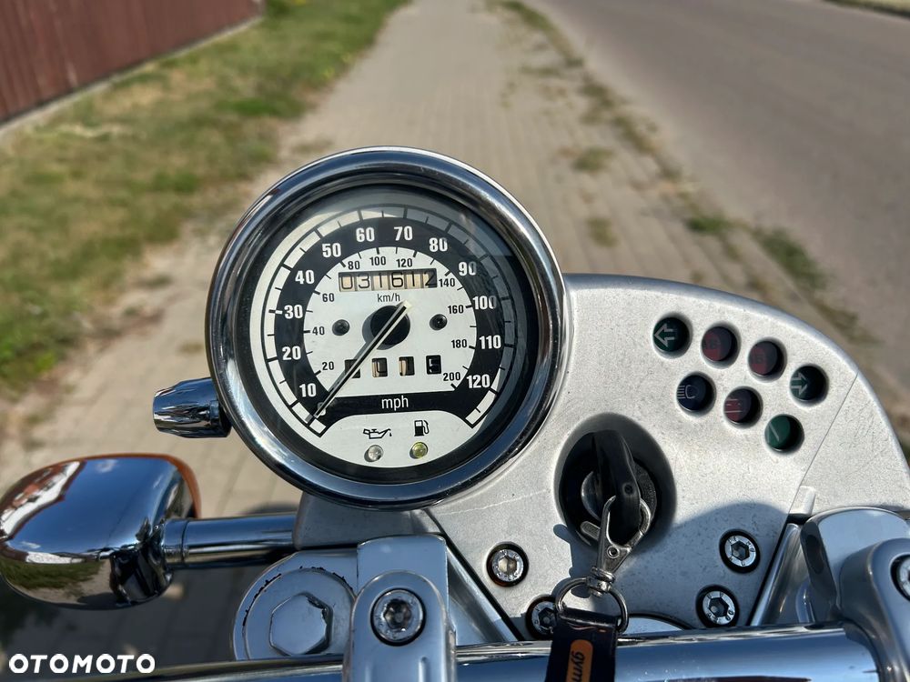 BMW R - 12