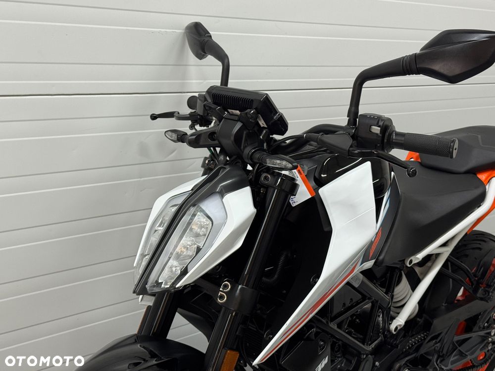 KTM Duke 125 - 28