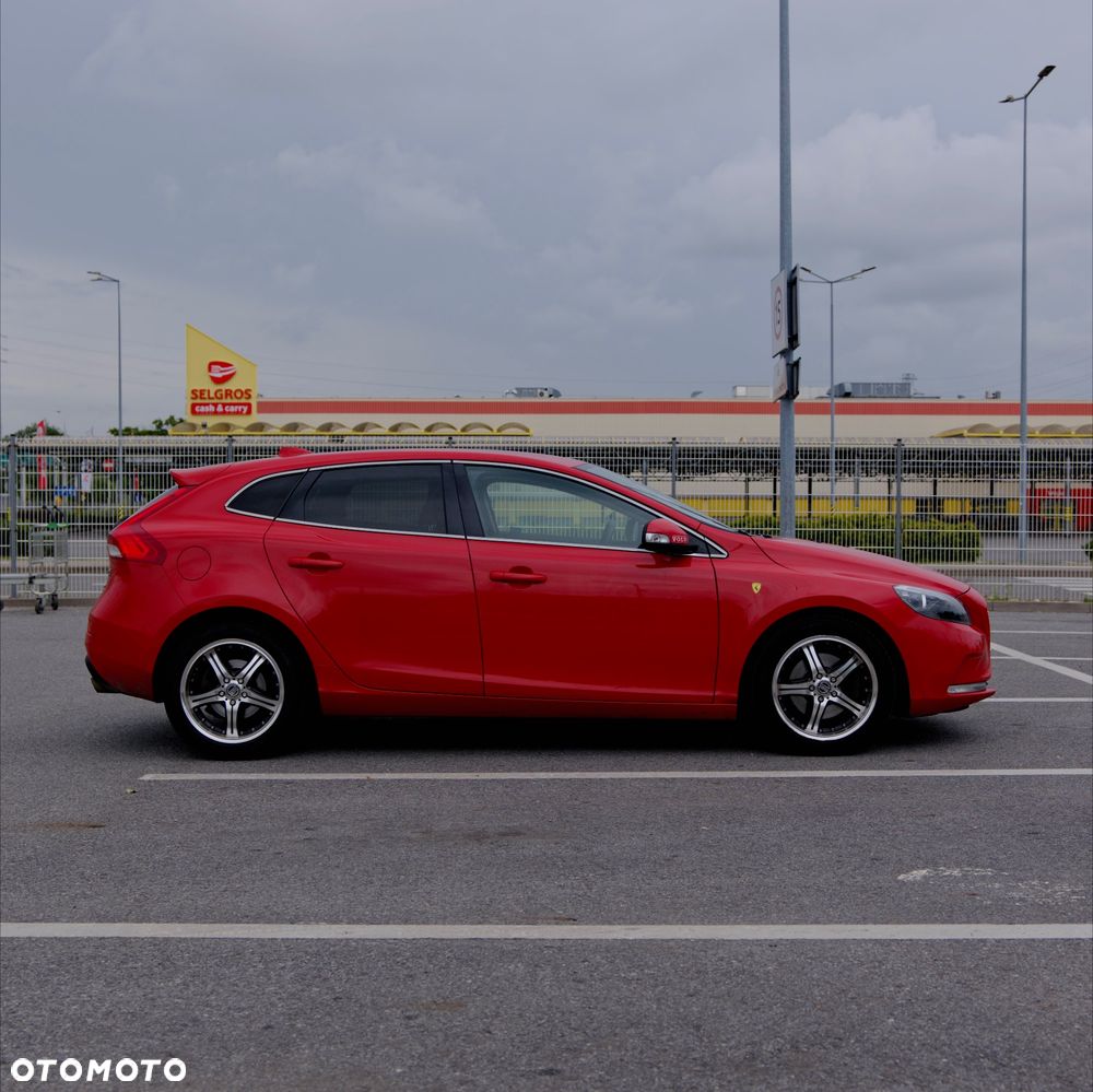 Volvo V40 T4 Kinetic - 2