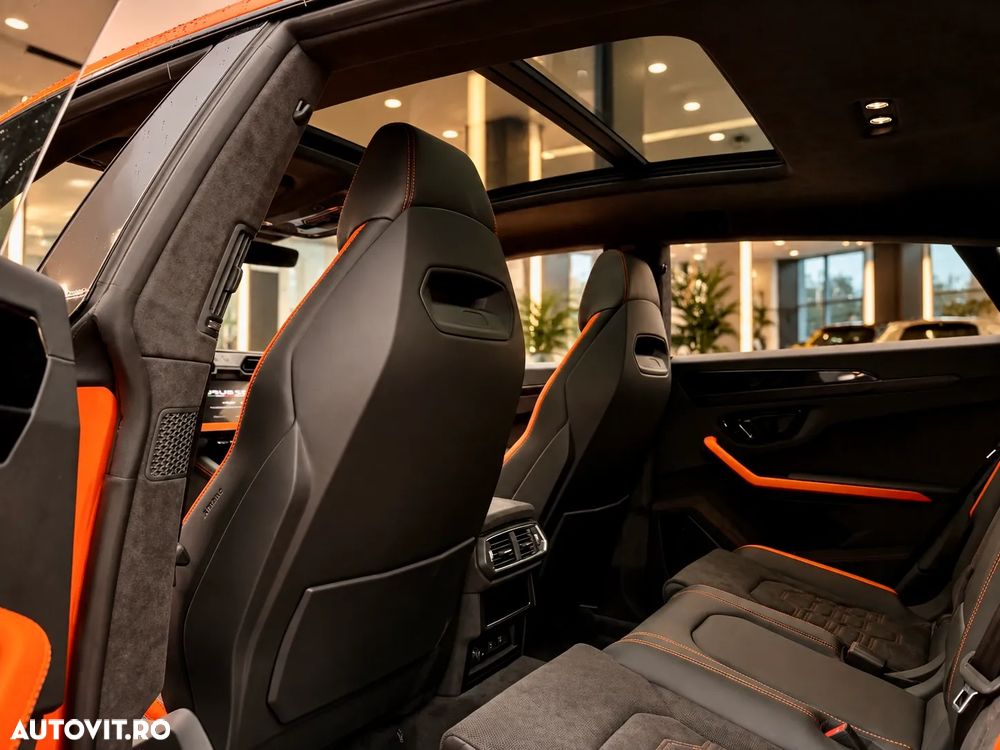 Lamborghini URUS - 8