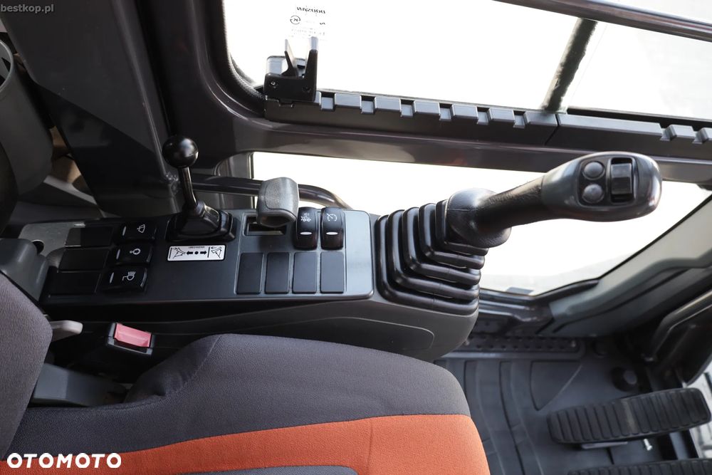 Doosan DX165W-5 - 28