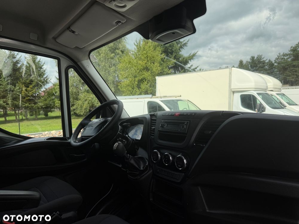 Iveco DAILY / 2.3D / KONTENER / WINDA / FV23% / BLIŹNIAK /UDT - 16