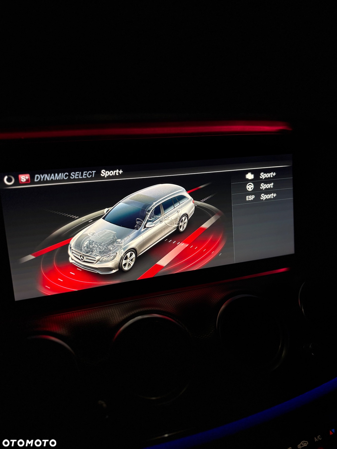 Mercedes-Benz Klasa E 220 d T 9G-TRONIC Avantgarde - 36