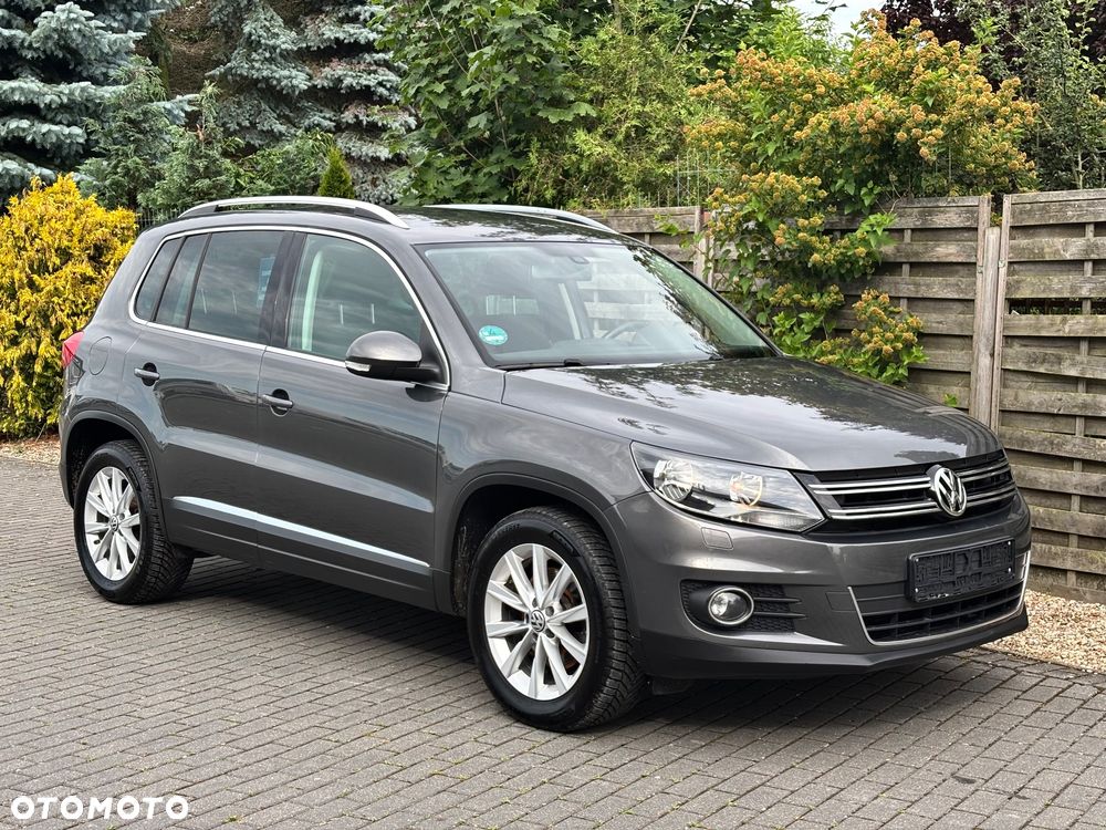 Volkswagen Tiguan 2.0 TDI DPF BlueMotion Technology Lounge Sport & Style - 9