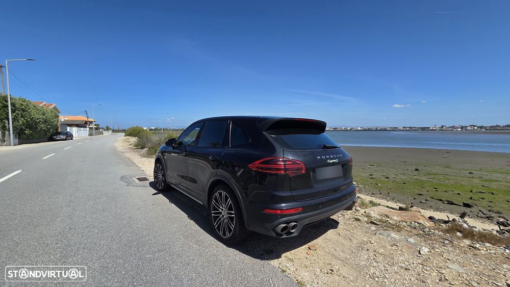 Porsche Cayenne S E-Hybrid Platinum Edition - 10