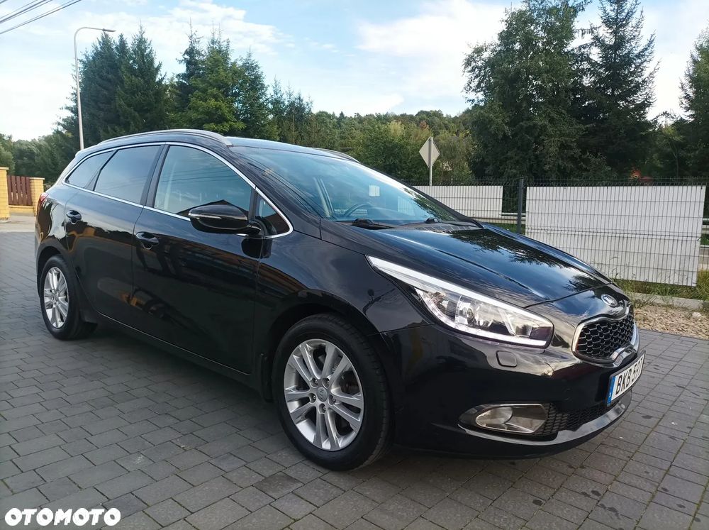 Kia Ceed 1.6 CRDi 128 ISG Platinum Edition - 5