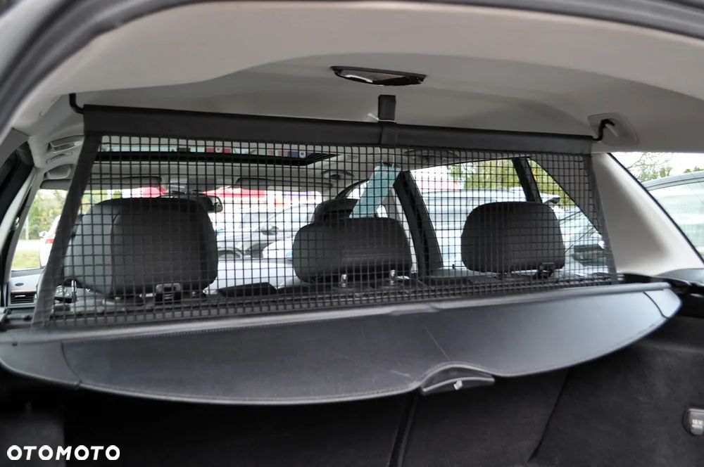 Mercedes-Benz Klasa C 220 (BlueTEC) d T 7G-TRONIC Avantgarde - 38