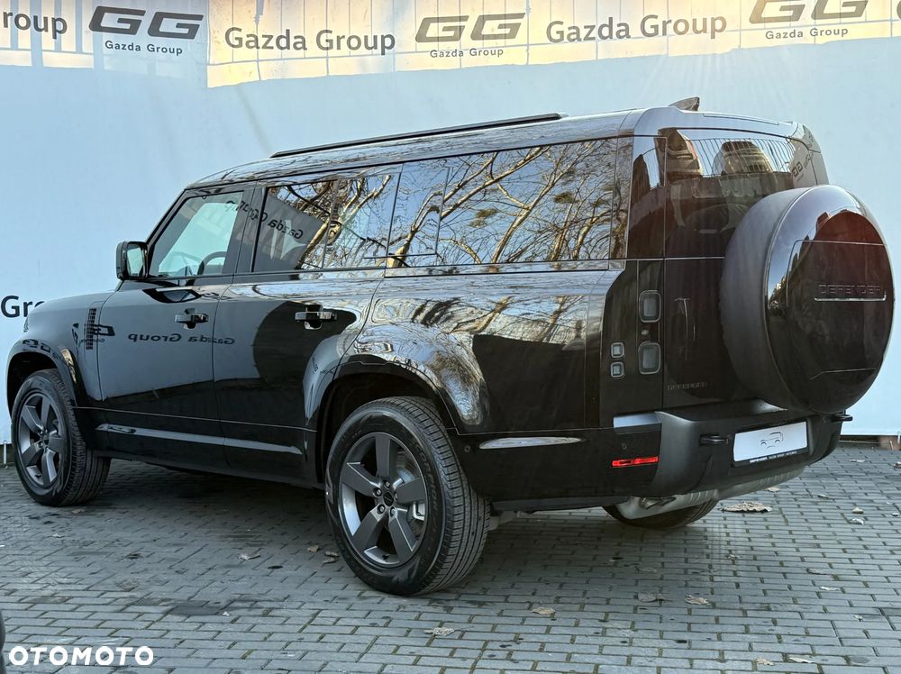 Land Rover Defender 130 D350 X-Dynamic HSE - 3
