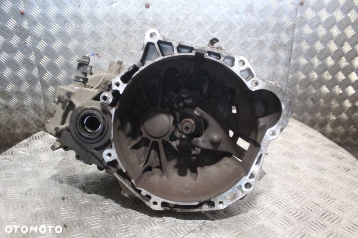 SKRZYNIA BIEGÓW 5 BIEGOWA HYUNDAI I30 I 1.4 - 1