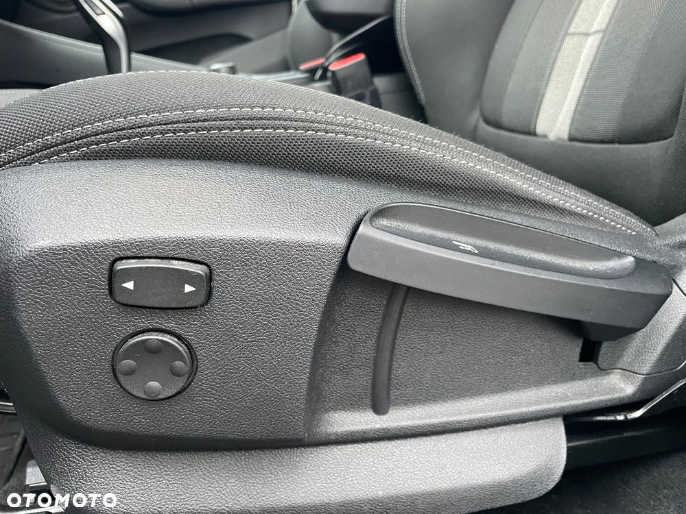 BMW X1 sDrive18i GPF xLine - 23