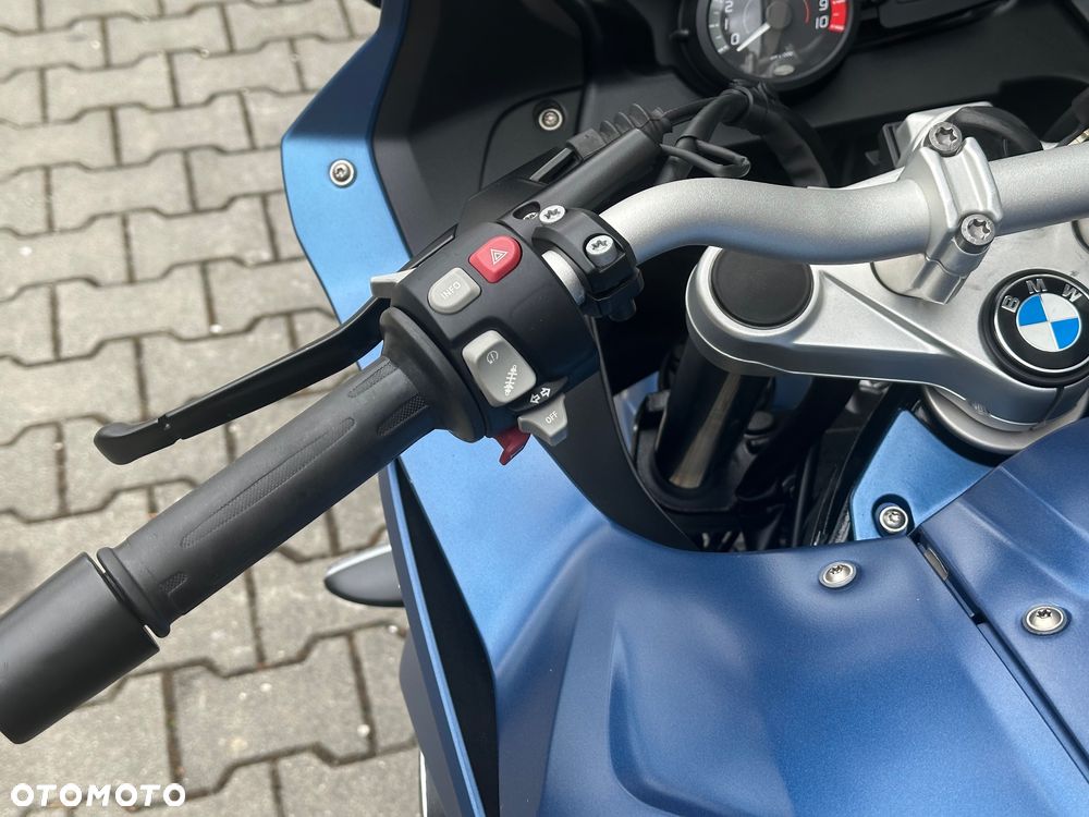 BMW F - 24