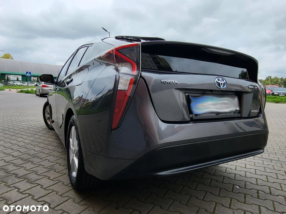 Toyota Prius 1.8 Hybrid Premium - 18