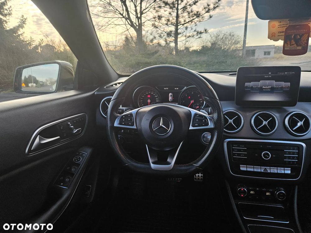 Mercedes-Benz CLA 220 (CDI) d 7G-DCT AMG Line - 24