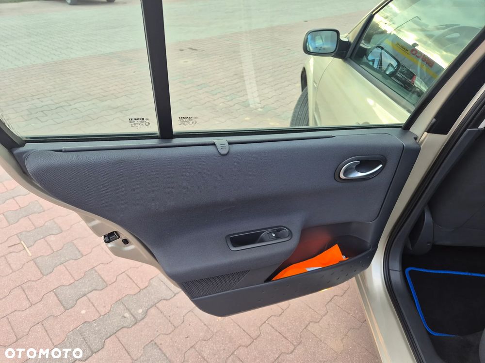 Renault Megane 1.6 16V Luxe Privilege - 15