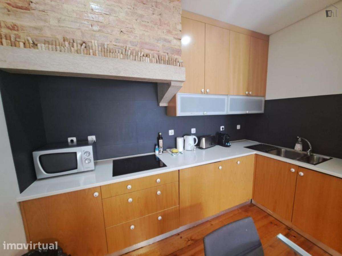 Quarto - localizado em Alameda Lisbon - Grande imagem: 4/27