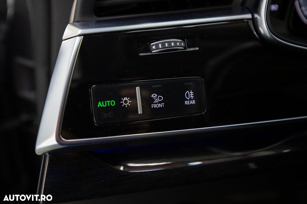 Audi Q8 50 TDI quattro Tiptronic MHEV - 32