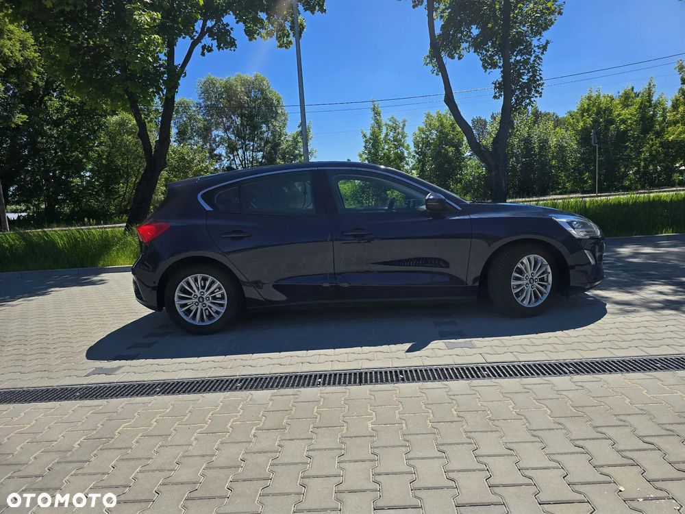 Ford Focus 1.5 EcoBoost Titanium Business - 2