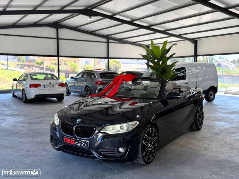 BMW 220 d Cabrio Pack M Auto - 31