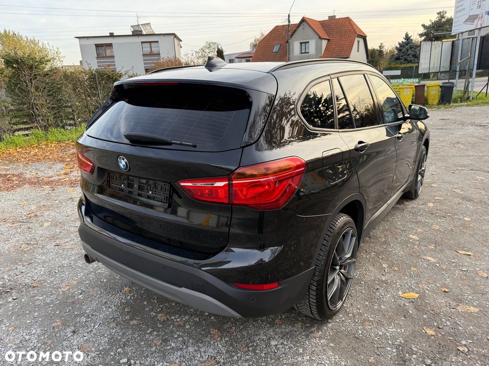 BMW X1 ver-sdrive18d-sport - 9