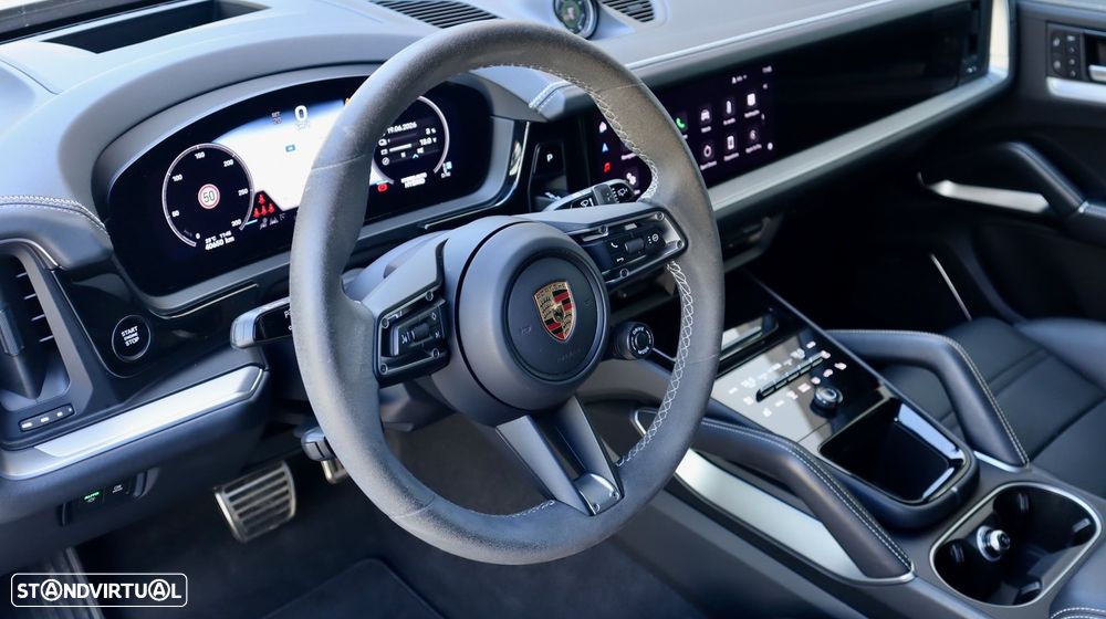Porsche Cayenne S E-Hybrid - 11