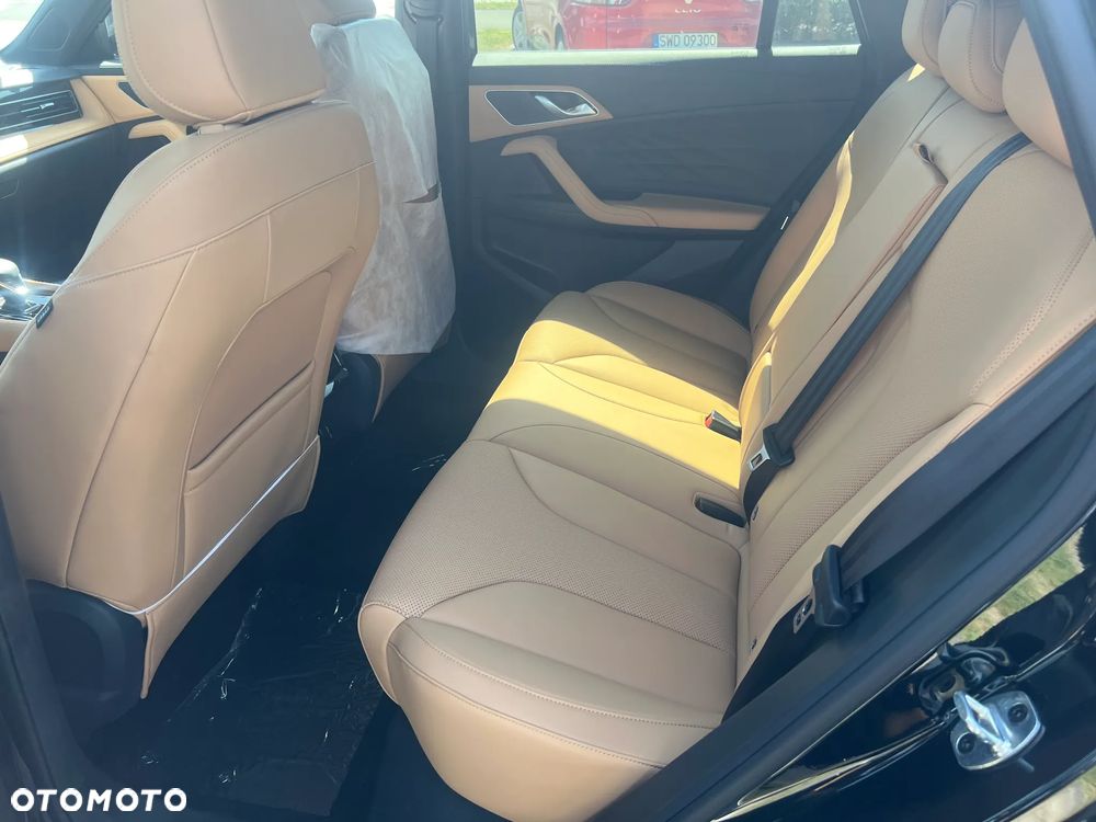 MG HS 1.5 T-GDI Exclusive DCT - 14