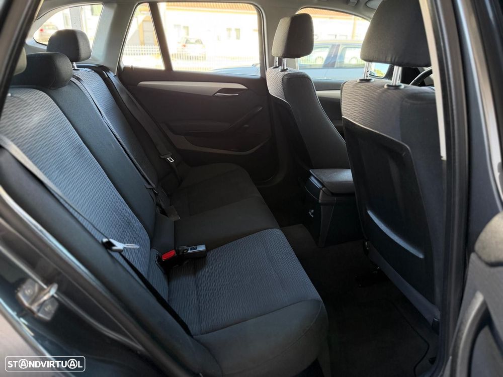 BMW X1 18 d sDrive - 17