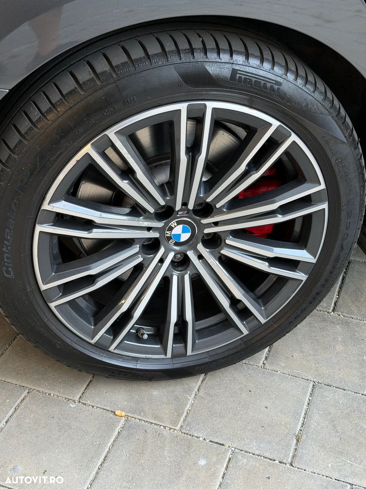 BMW Seria 3 330e Aut. M Sport - 15