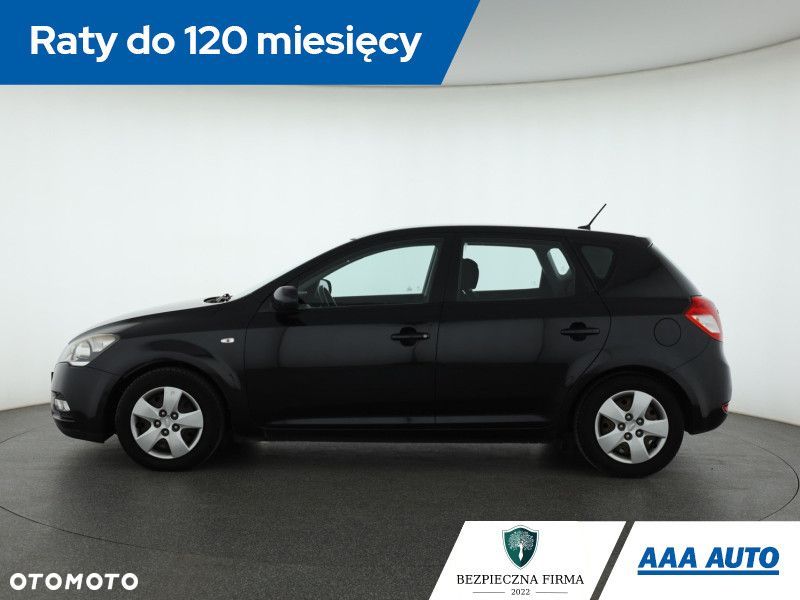 Kia Ceed - 3