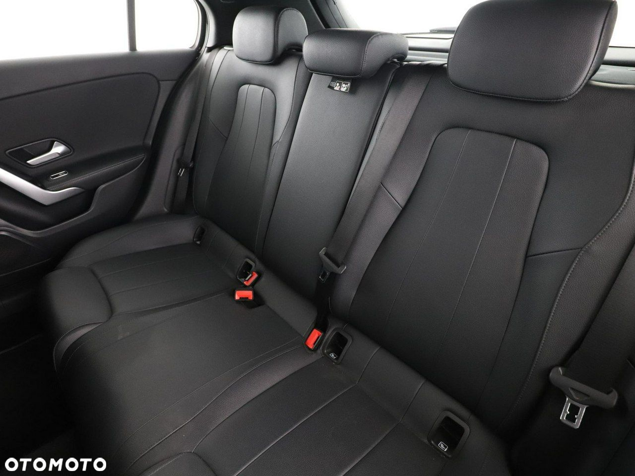 Mercedes-Benz Klasa A 180 d Progressive 8G-DCT - 17